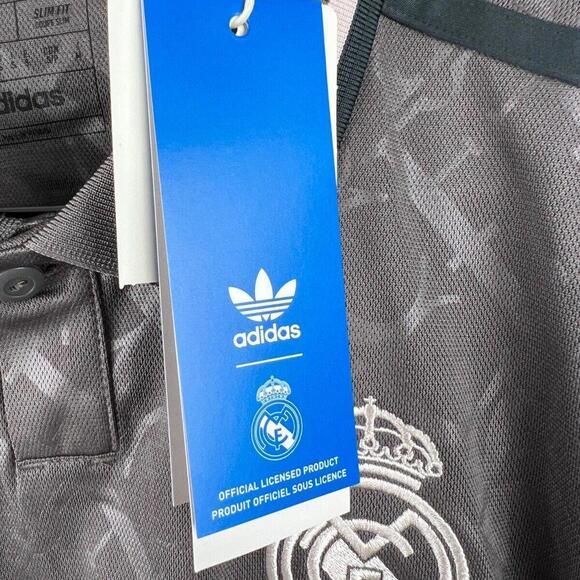 Adidas Real Madrid Valverde #8 Soccer Jersey Men's Small Gray 2024/25 Third Kit - Picture 7 of 8